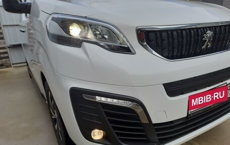 Peugeot Traveller I, 2021 год, 4 439 000 рублей, 2 фотография