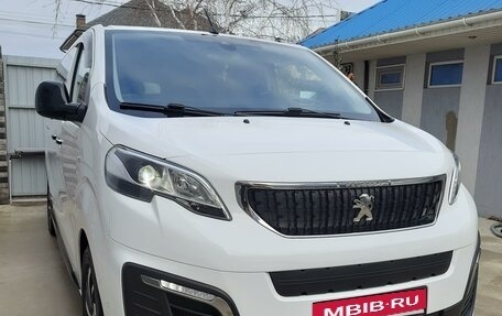 Peugeot Traveller I, 2021 год, 4 439 000 рублей, 5 фотография