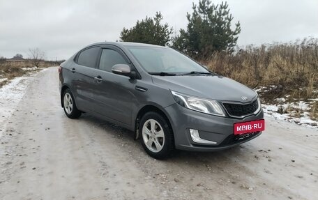 KIA Rio III рестайлинг, 2013 год, 900 000 рублей, 3 фотография