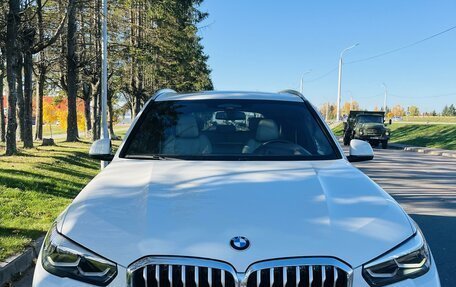 BMW X5, 2018 год, 5 800 000 рублей, 9 фотография