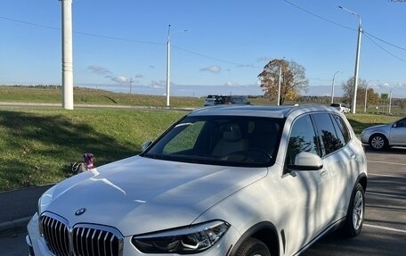 BMW X5, 2018 год, 5 800 000 рублей, 3 фотография