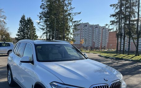 BMW X5, 2018 год, 5 800 000 рублей, 11 фотография