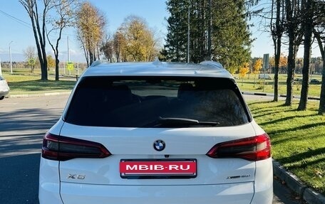 BMW X5, 2018 год, 5 800 000 рублей, 15 фотография