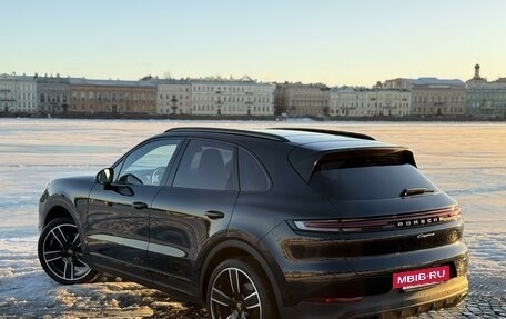 Porsche Cayenne III, 2024 год, 15 850 000 рублей, 14 фотография