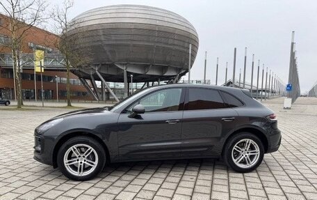 Porsche Macan I рестайлинг, 2021 год, 7 000 000 рублей, 2 фотография