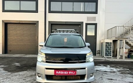 Toyota Voxy II, 2012 год, 1 599 000 рублей, 9 фотография