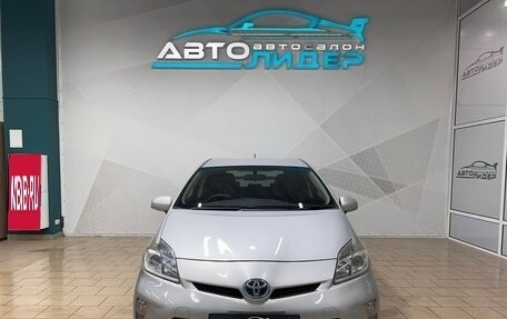 Toyota Prius, 2012 год, 1 299 000 рублей, 1 фотография