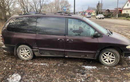 Dodge Caravan III, 1996 год, 95 000 рублей, 2 фотография