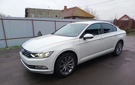 Volkswagen Passat B8 рестайлинг, 2016 год, 1 700 000 рублей, 6 фотография