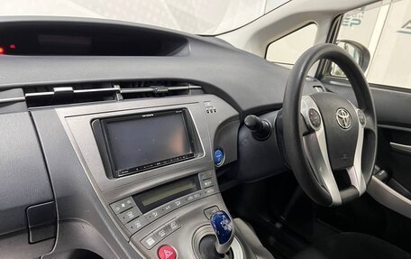 Toyota Prius, 2012 год, 1 299 000 рублей, 8 фотография