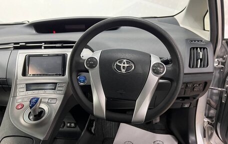 Toyota Prius, 2012 год, 1 299 000 рублей, 11 фотография