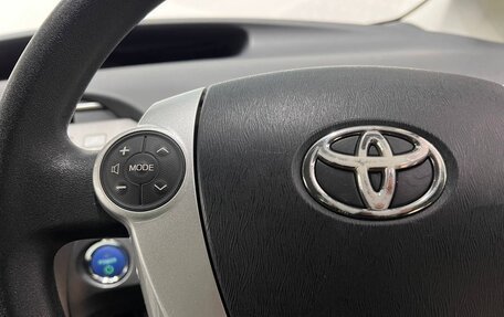 Toyota Prius, 2012 год, 1 299 000 рублей, 22 фотография