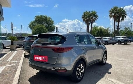 KIA Sportage IV рестайлинг, 2021 год, 1 700 000 рублей, 6 фотография