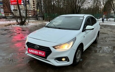 Hyundai Solaris II рестайлинг, 2019 год, 1 150 000 рублей, 3 фотография