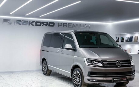 Volkswagen Multivan T6 рестайлинг, 2019 год, 6 000 000 рублей, 6 фотография