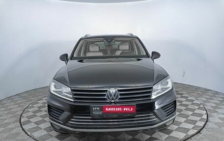 Volkswagen Touareg III, 2016 год, 2 877 000 рублей, 2 фотография