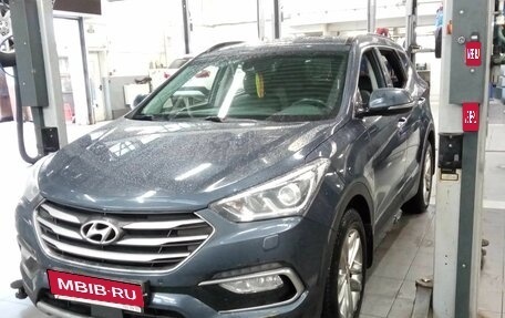 Hyundai Santa Fe III рестайлинг, 2017 год, 2 350 000 рублей, 1 фотография