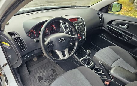 KIA cee'd I рестайлинг, 2011 год, 639 000 рублей, 12 фотография