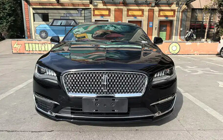 Lincoln MKZ II рестайлинг, 2020 год, 2 500 000 рублей, 2 фотография