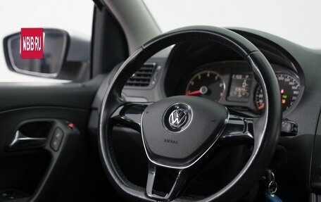 Volkswagen Polo VI (EU Market), 2016 год, 1 180 000 рублей, 25 фотография