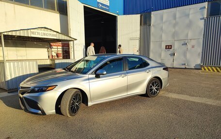 Toyota Camry, 2020 год, 3 850 000 рублей, 6 фотография