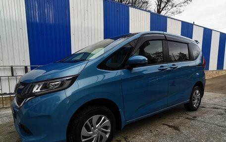 Honda Freed II, 2019 год, 2 380 000 рублей, 2 фотография