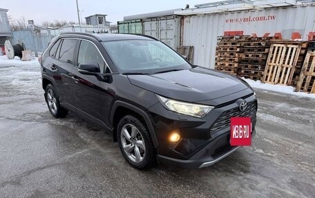 Toyota RAV4, 2021 год, 3 592 000 рублей, 4 фотография