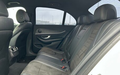 Mercedes-Benz E-Класс, 2018 год, 3 249 000 рублей, 12 фотография