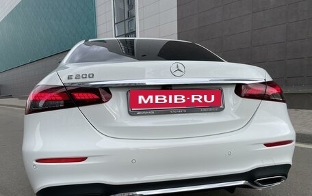 Mercedes-Benz E-Класс, 2021 год, 6 350 000 рублей, 4 фотография