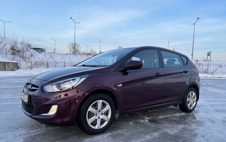 Hyundai Solaris II рестайлинг, 2013 год, 899 000 рублей, 3 фотография