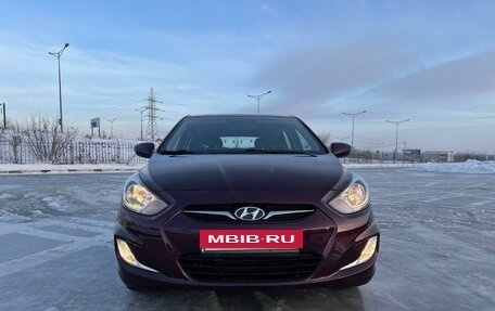 Hyundai Solaris II рестайлинг, 2013 год, 899 000 рублей, 2 фотография