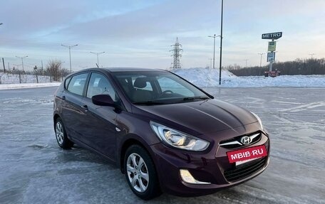 Hyundai Solaris II рестайлинг, 2013 год, 899 000 рублей, 22 фотография