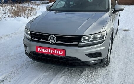 Volkswagen Tiguan II, 2017 год, 2 140 000 рублей, 5 фотография