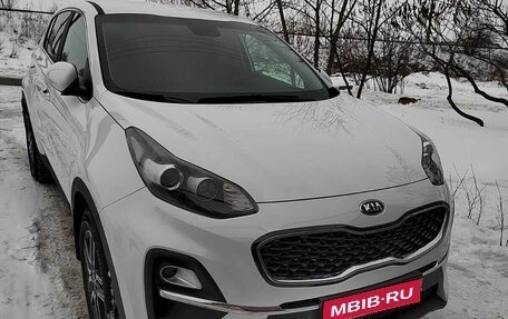 KIA Sportage IV рестайлинг, 2021 год, 2 650 000 рублей, 1 фотография