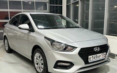 Hyundai Solaris II рестайлинг, 2018 год, 1 390 000 рублей, 1 фотография