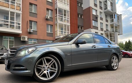 Mercedes-Benz C-Класс, 2011 год, 1 400 000 рублей, 2 фотография