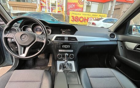 Mercedes-Benz C-Класс, 2011 год, 1 400 000 рублей, 13 фотография