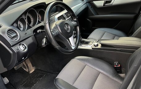 Mercedes-Benz C-Класс, 2011 год, 1 400 000 рублей, 9 фотография