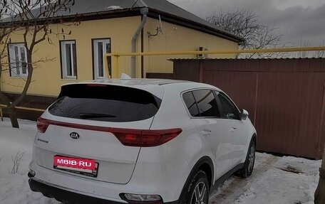 KIA Sportage IV рестайлинг, 2021 год, 2 650 000 рублей, 3 фотография