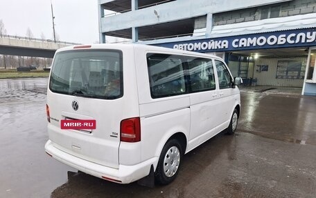 Volkswagen Caravelle T5, 2013 год, 2 390 000 рублей, 5 фотография