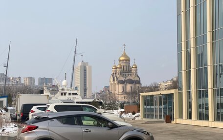 Toyota C-HR I рестайлинг, 2017 год, 2 400 000 рублей, 7 фотография