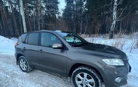 Toyota RAV4, 2011 год, 1 600 000 рублей, 5 фотография