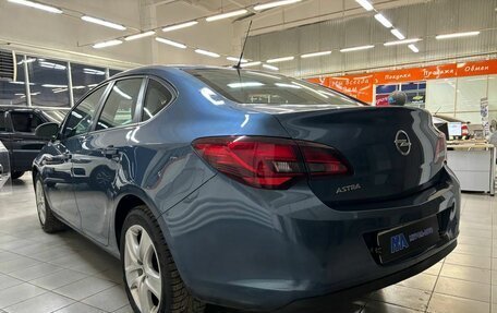 Opel Astra J, 2013 год, 970 000 рублей, 7 фотография