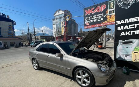 Mercedes-Benz C-Класс, 2004 год, 745 999 рублей, 2 фотография