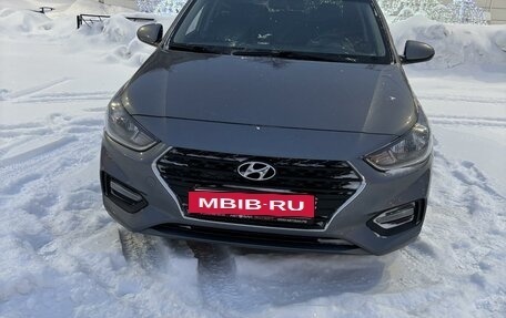 Hyundai Solaris II рестайлинг, 2018 год, 1 530 000 рублей, 2 фотография