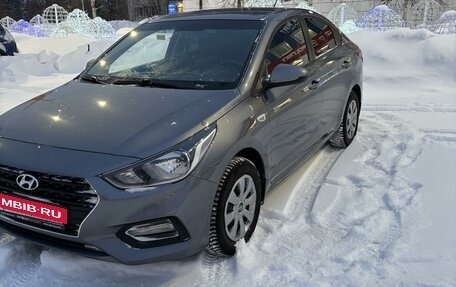 Hyundai Solaris II рестайлинг, 2018 год, 1 530 000 рублей, 3 фотография