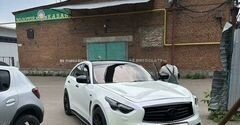 Infiniti FX II, 2013 год, 2 950 000 рублей, 2 фотография