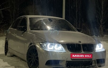 BMW 3 серия, 2006 год, 1 100 000 рублей, 11 фотография