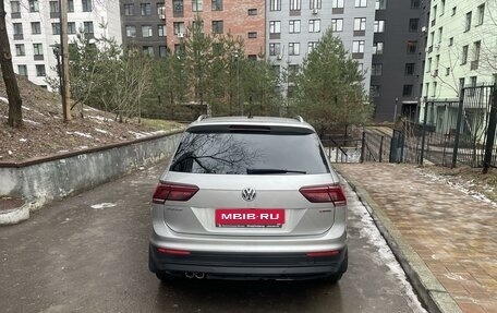 Volkswagen Tiguan II, 2020 год, 2 590 000 рублей, 5 фотография