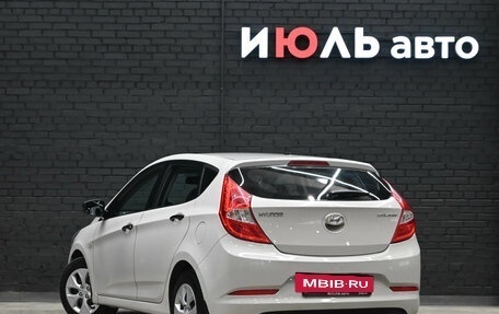 Hyundai Solaris II рестайлинг, 2014 год, 850 000 рублей, 4 фотография